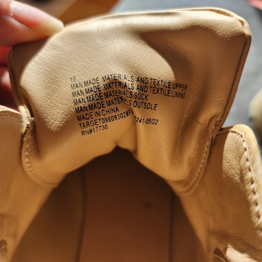 Universal Thread Boots - image 3